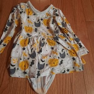 Little sleepies Halloween body suit dress.